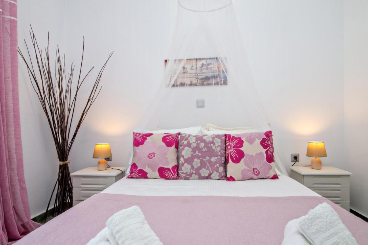 Margaret'S Beach House Tinos Agios Romanos Esterno foto